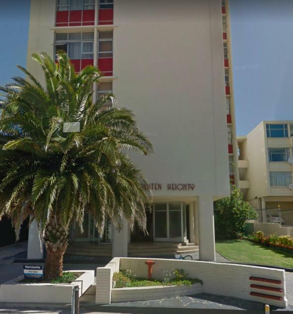 Modern Rooms Available Close To The Beach In Humewood Port Elizabeth Exterior photo